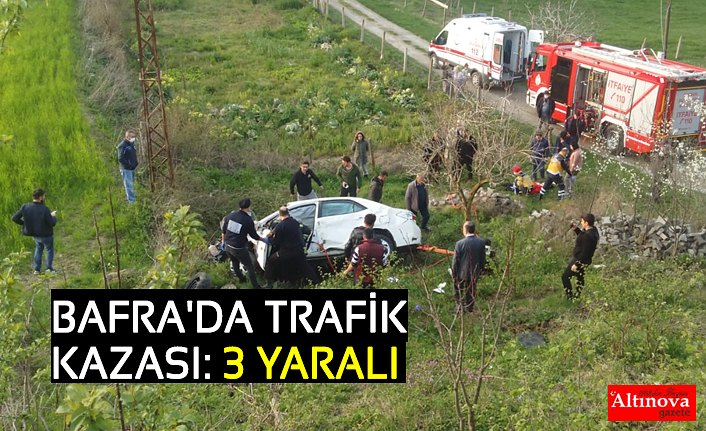 BAFRA'DA TRAFİK KAZASI:3 YARALI