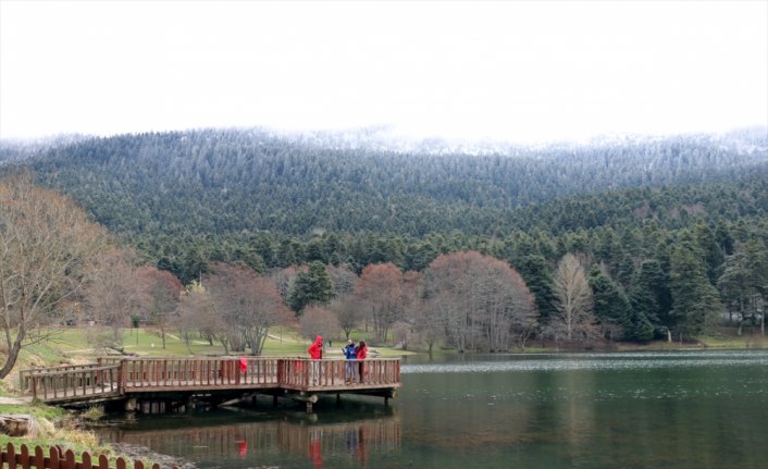 Bolu'da iki mevsim bir arada yaşanıyor