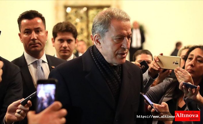 Milli Savunma Bakanı Akar: Meşru müdafaa kapsamındaki hedefimiz birliklerimize saldıran rejim askerleri ve unsurlarıdır