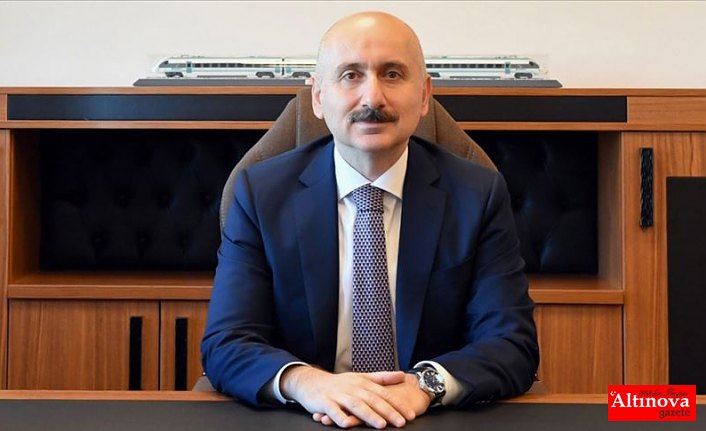 Ulaştırma ve Altyapı Bakanı Turhan görevinden alınarak, yerine Adil Karaismailoğlu atandı