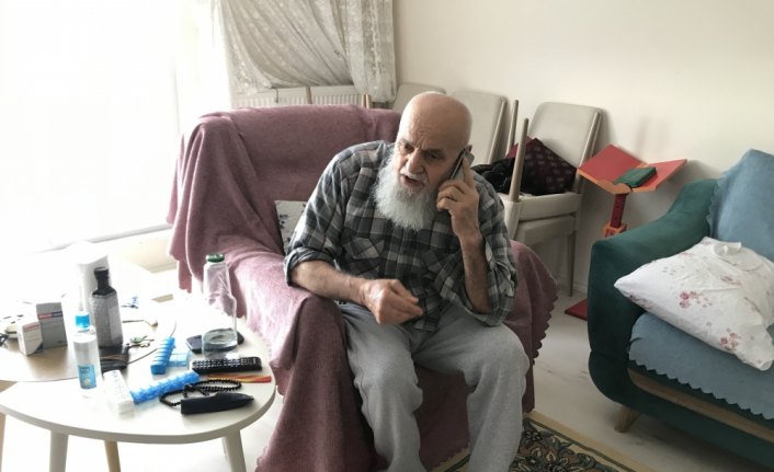 82 yaşındaki emekliden Milli Dayanışma Kampanyası'na destek