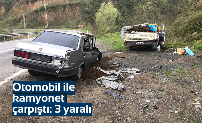 Samsun'da otomobil ile kamyonet çarpıştı: 3 yaralı