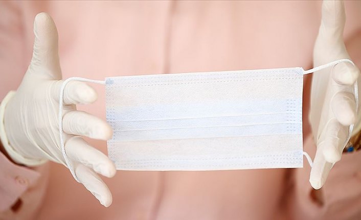 SMS kodu ve T.C. kimlik numarası ile eczanelerden maske alınabilecek