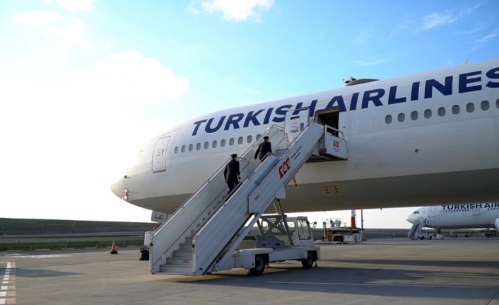 THY'nin göklerde Türk bayrağını çizdiği 