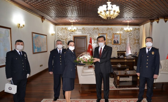 Vali Ümit'e polislerden ziyaret