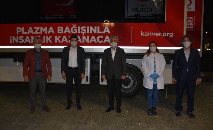 AK Parti Trabzon Gençlik Kolları Başkanlığının kan bağışı kampanyası