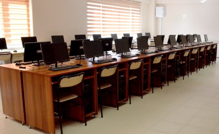 BAİBÜ, kapılarını uzaktan sınava girecek öğrencilere açtı