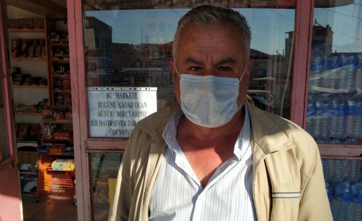 Bir hayırsever 2 bin nüfuslu köyün veresiye defterlerindeki borçları ödedi