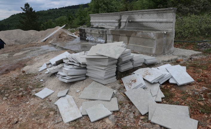 Karabük'te hayırseverin yaptırdığı çeşmeler tahrip edildi