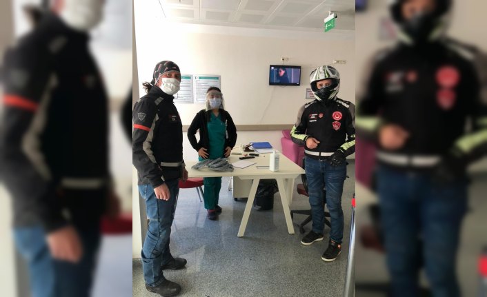 Motosikletlerini sağlık çalışanları ile polis ve jandarma ekipleri için sürdüler