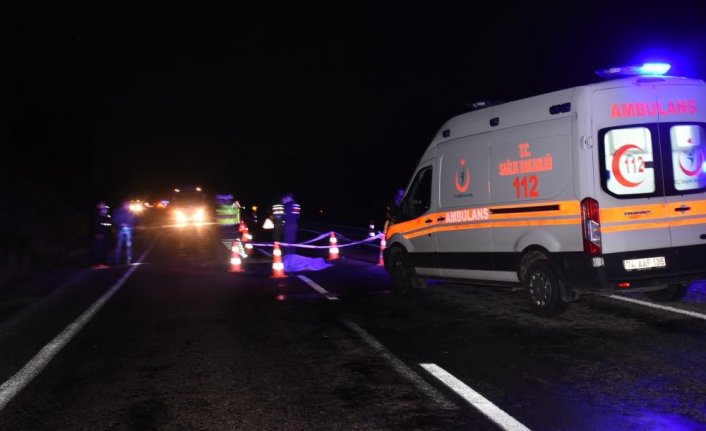 Bartın'da otomobilin çarptığı kişi öldü