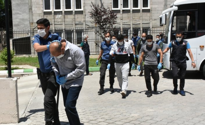 Samsun'da DEAŞ operasyonunda gözaltına alınan 11 şüpheli adliyede