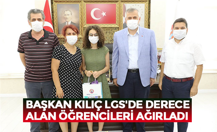 BAŞKAN KILIÇ LGS'DE DERECE ALAN ÖĞRENCİLERİ AĞIRLADI