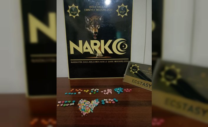 Bolu'da kovalamaca sonucu yakalanan uyuşturucu şüphelisi tutuklandı