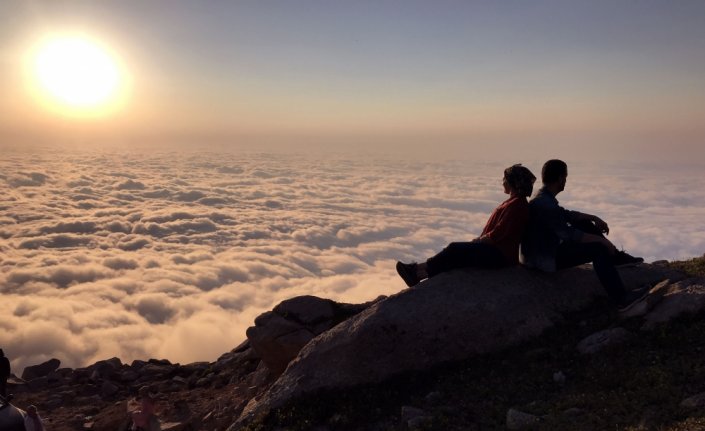 Kaçkar Dağları'nın büyüleyen güzelliği: Bulut Denizi