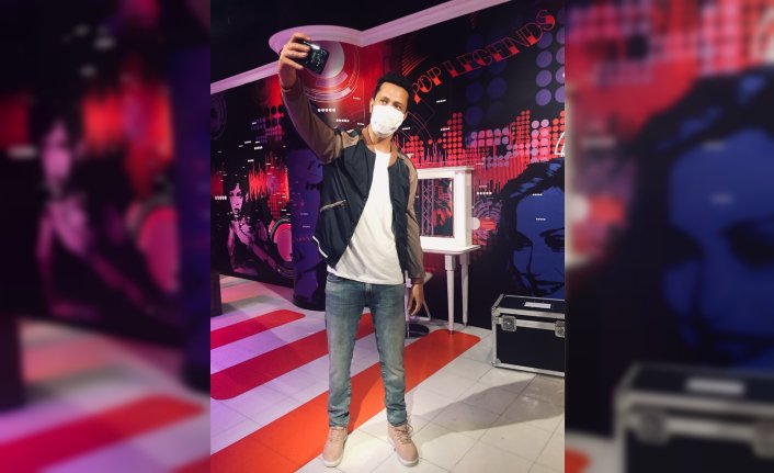 Madame Tussauds'nun ünlüleri maske takacak