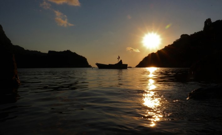 Batı Karadeniz'in güzelliğiyle cezbeden koyu: Gideros