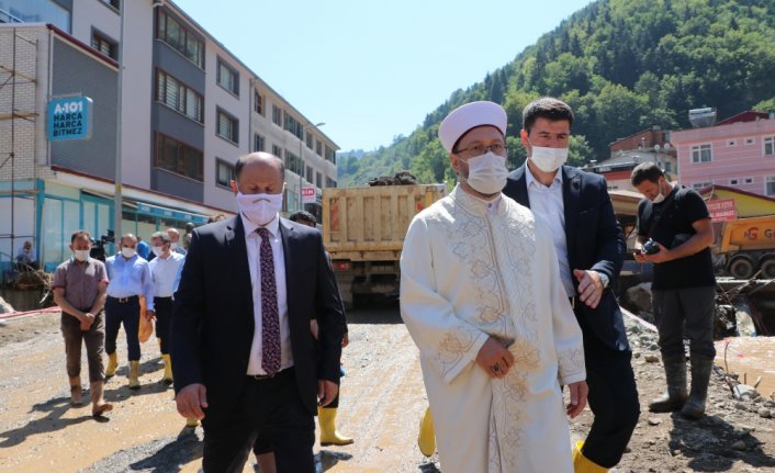 Diyanet İşleri Başkanı Ali Erbaş, sel bölgesinde: