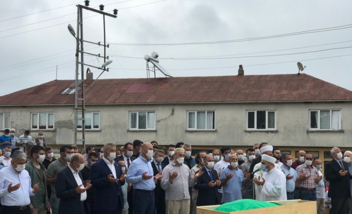 İçişleri Bakanı Süleyman Soylu, Giresun’da cenaze namazına katıldı