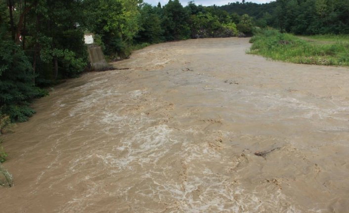 Ordu'da sağanak yaşamı olumsuz etkiledi