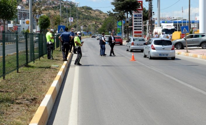 Tokat'ta otomobilin çarptığı bisikletin sürücüsü öldü