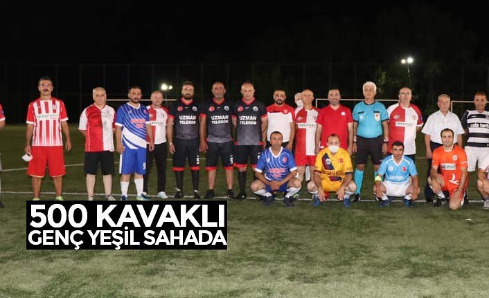 500 KAVAKLI GENÇ YEŞİL SAHADA