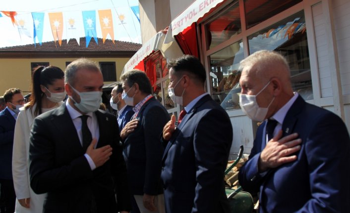 AK Parti'li Kandemir ve Karaaslan, Vezirköprü kongresine katıldı