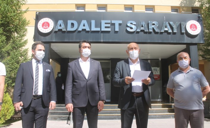 Bayburt'ta Erol Mütercimler hakkında suç duyurusu