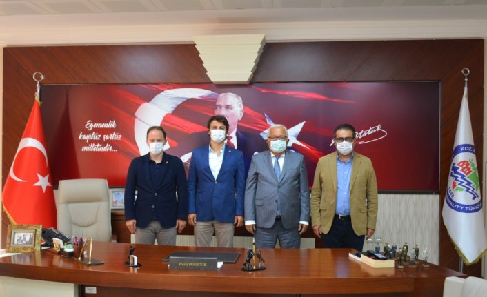 CHP Zonguldak milletvekillerinden Belediye Başkanı Posbıyık'a ziyaret