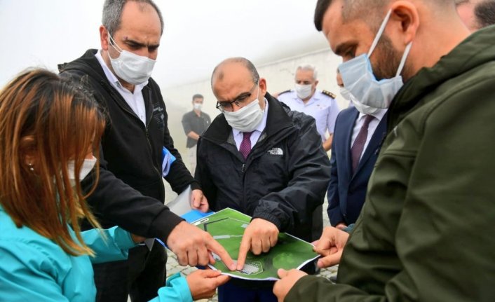 Trabzon'da Harmantepe Şehitliği'nde çevre düzenleme çalışmaları devam ediyor