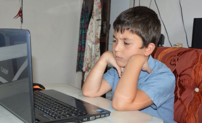 Uzaktan eğitim ile eTwinning projelerini sürdürüyorlar