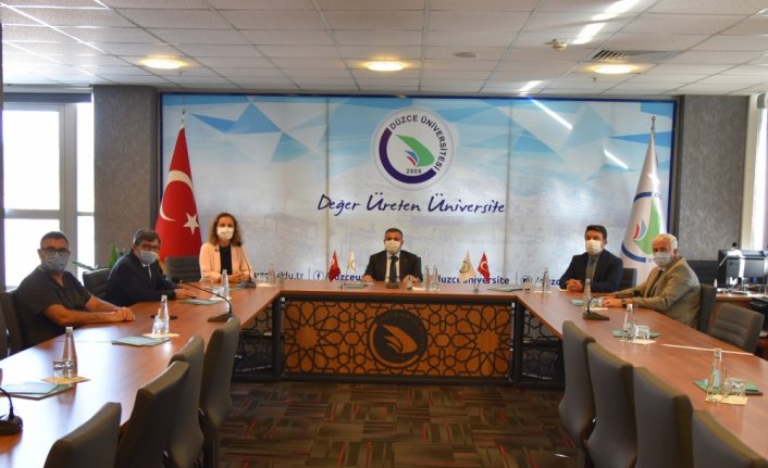 Vali Atay'dan DÜ'ye ziyaret