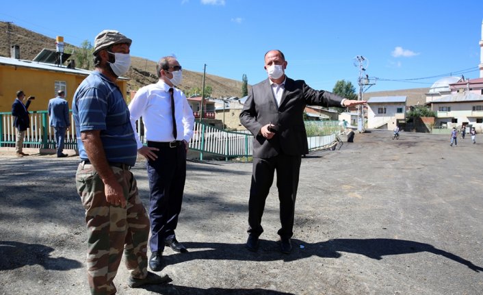 Vali Epcim, Örence köyündeki asfalt çalışmalarını inceledi