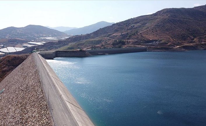 'Asrın projesi' askılı boru sistemiyle Anadolu'dan KKTC'ye su taşıyor