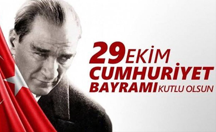 AYVACIK ANADOLU LİSESİ' NDEN MUHTEŞEM CUMHURİYET VİDEOSU