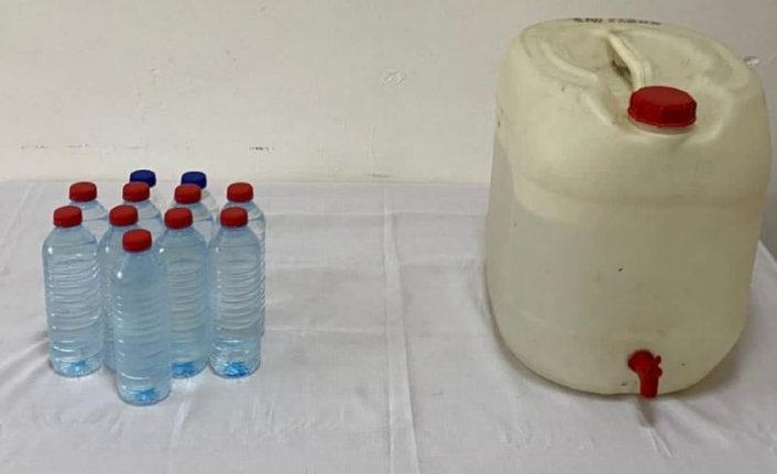 Karabük'te 26 litre sahte içki ele geçirildi