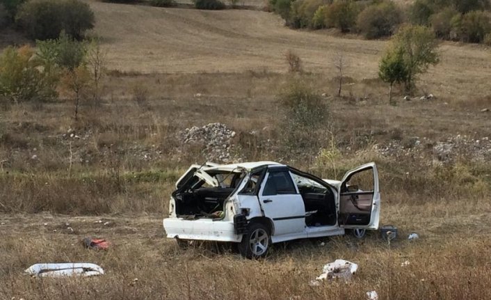 Karabük'te devrilen otomobildeki 4 kişi yaralandı