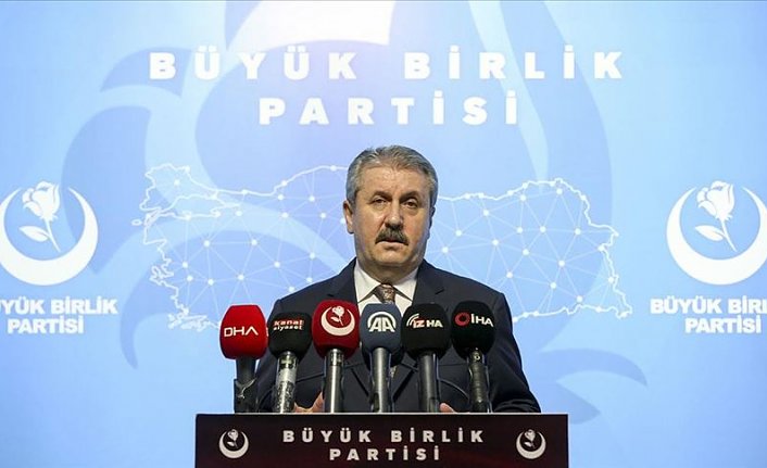 Katil Ermenistan her gün yeni mağlubiyetler yaşarken hırsını sivillerden almaya çalışıyor