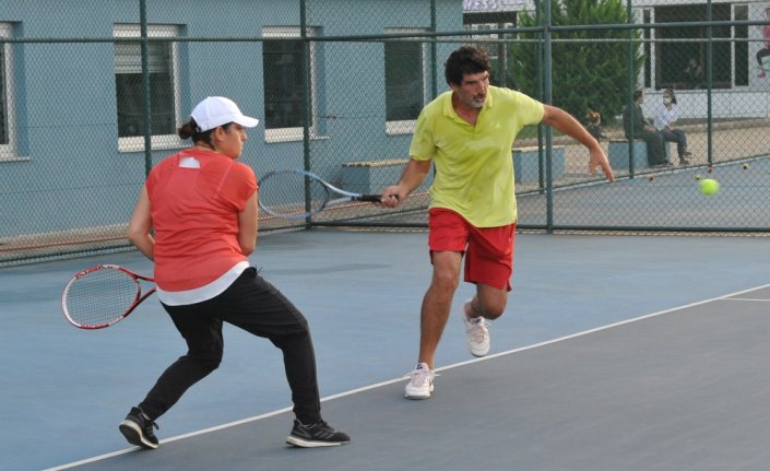 Trabzon'da 6. Geleneksel Karışık Çiftler Tenis Turnuvası sona erdi