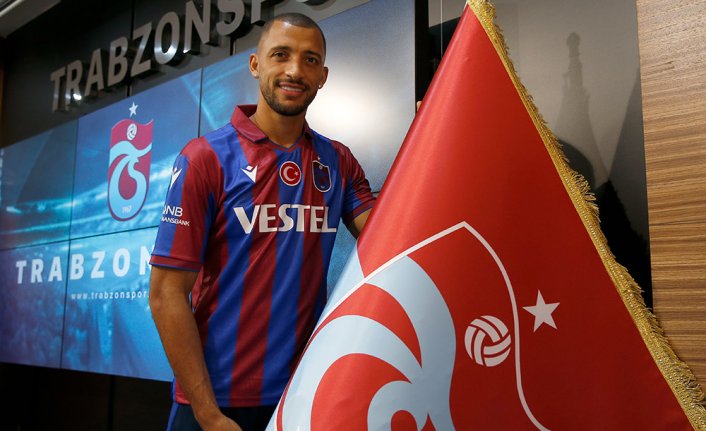 Trabzonspor, Vitor Hugo ve Djaniny için imza töreni düzenledi