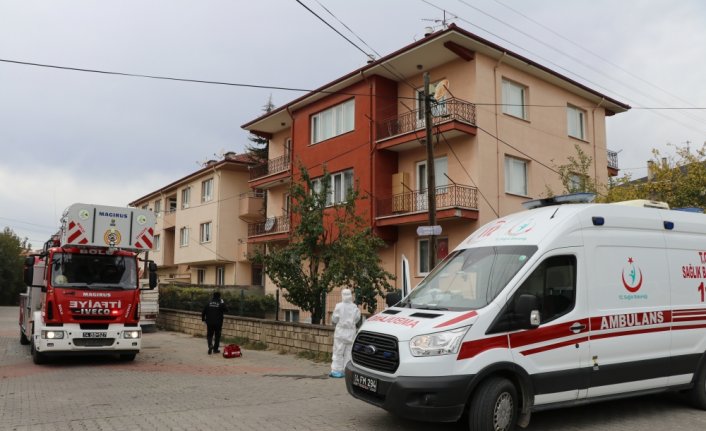 Bolu'da kendisinden haber alınamayan yaşlı kadına balkon kapısından ulaşıldı