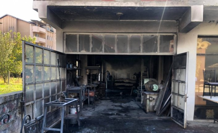 Çaycuma'da iş yeri yangını