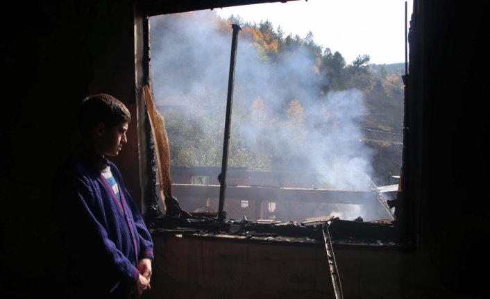 GÜNCELLEME 4 - Kastamonu'da köyde yangın