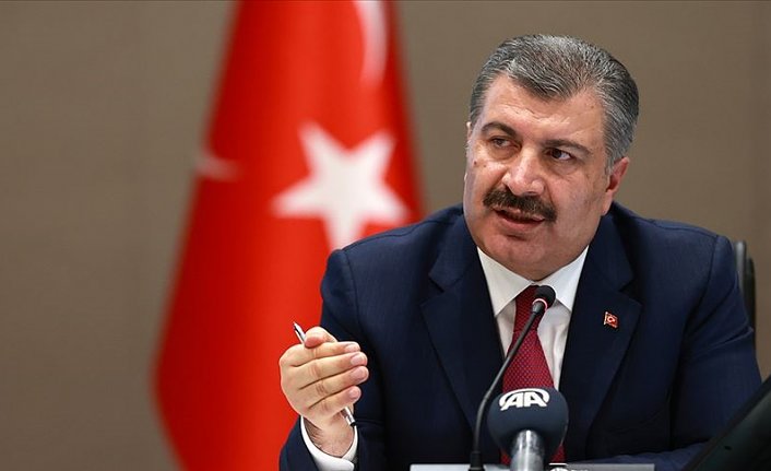 Bakan Koca: 4 ülkeden Türkiye'ye uçuşlar geçici olarak durduruldu