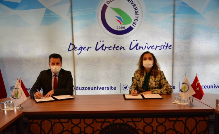 DÜ ile Türkiye Sağlık İşçileri Sendikası arasında toplu iş sözleşmesi imzalandı