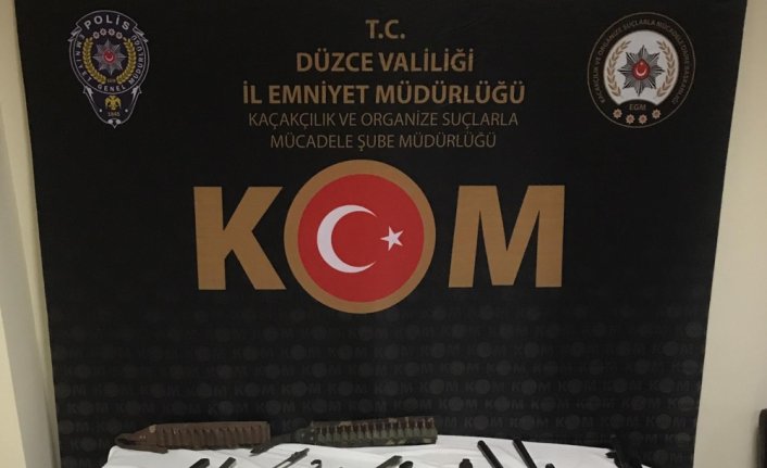 Düzce'de silah ticareti operasyonunda 2 şüpheli tutuklandı