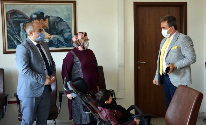 Karabük Emniyet Müdürlüğünden engelli çocuğa anlamlı hediye