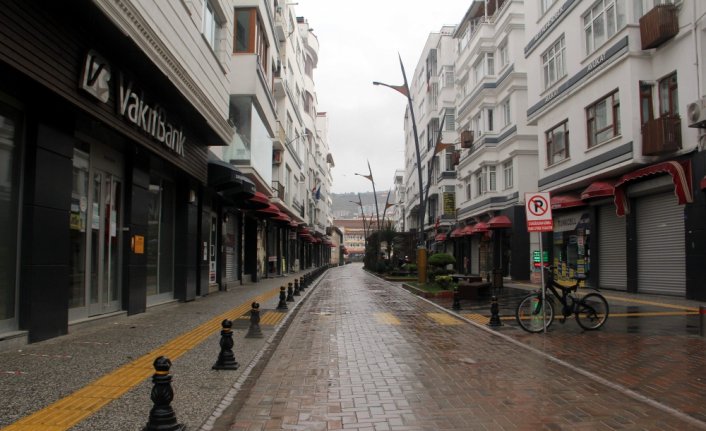 Samsun ve çevre illerde sokağa çıkma kısıtlaması nedeniyle sessizlik hakim