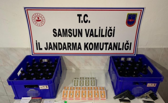 Samsun'da kumar oynanan evde 8 kişi yakalandı