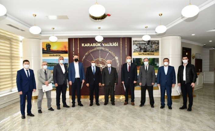 Tıbbi cihaz desteğinde bulunanlara teşekkür belgesi verildi